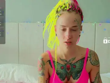 Anuskatz  live sex cam