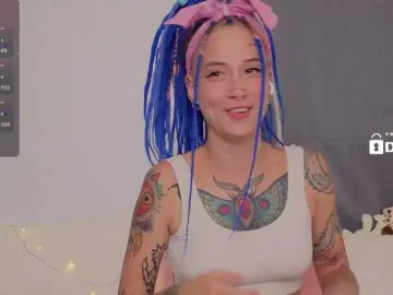 Anuskatz  live sex cam