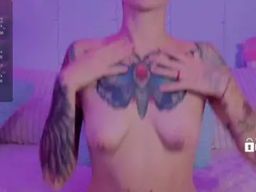 Anuskatz  live sex cam