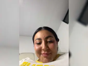 ElinaHon  live sex cam