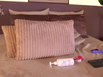 ElleDiane  live sex cam