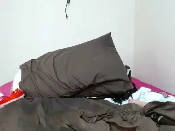 Evamills  live sex cam