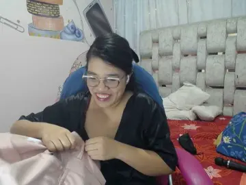 KEYRAMILLER  live sex cam