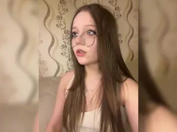 MelMooon  live sex cam