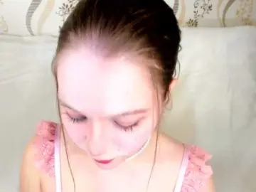 MelMooon  live sex cam