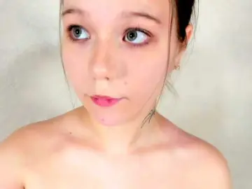 MelMooon  live sex cam