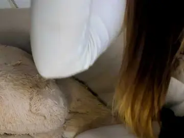 MelMooon  live sex cam