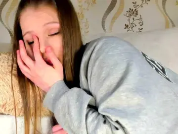 MelMooon  live sex cam