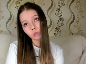 MelMooon  live sex cam