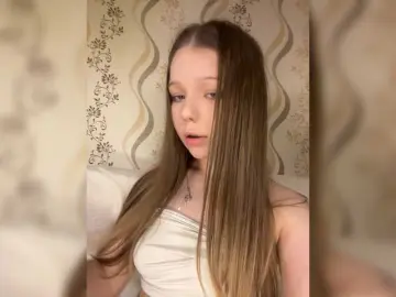 MelMooon  live sex cam