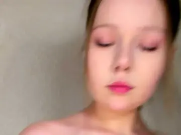 MelMooon  live sex cam