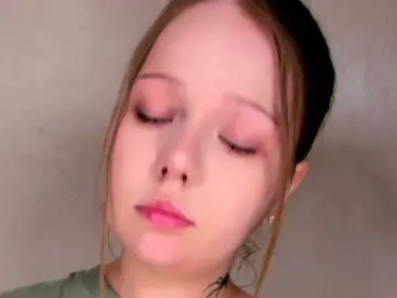 MelMooon  live sex cam