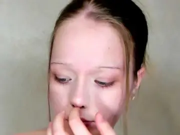 MelMooon  live sex cam