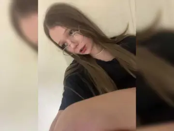 MelMooon  live sex cam
