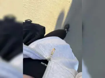 MissKriss1  live sex cam