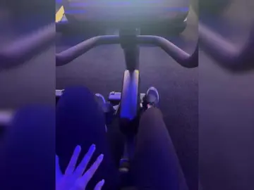 MissKriss1  live sex cam