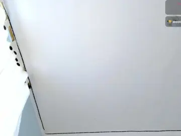 Nessa2wine  live sex cam