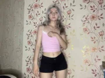 NickiCreagh  live sex cam