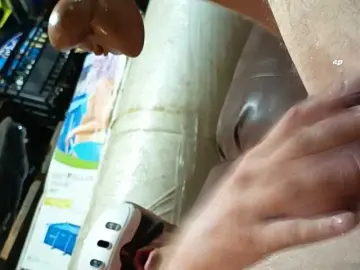 Smoukie  live sex cam