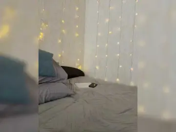 Ylia2111-1  live sex cam