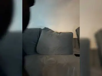 Ylia2111-1  live sex cam