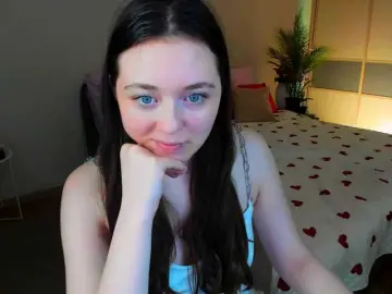 AlluringLookk  live sex cam