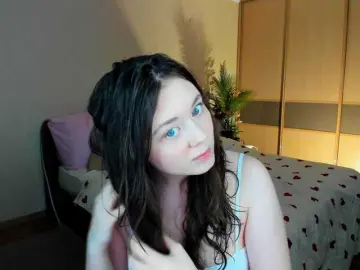 AlluringLookk  live sex cam