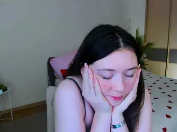 AlluringLookk  live sex cam