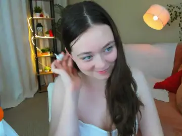 AlluringLookk  live sex cam