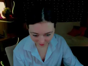 AlluringLookk  live sex cam