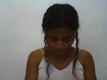 Carennehot2  live sex cam