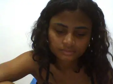 Carennehot2  live sex cam