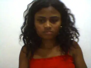 Carennehot2  live sex cam