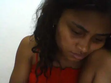 Carennehot2  live sex cam