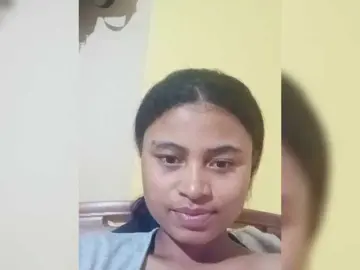 Carennehot2  live sex cam