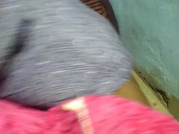 Carennehot2  live sex cam