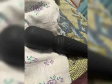 Darinaray9  live sex cam