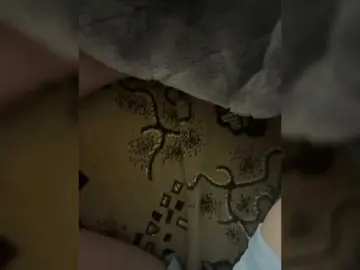 Darinaray9  live sex cam