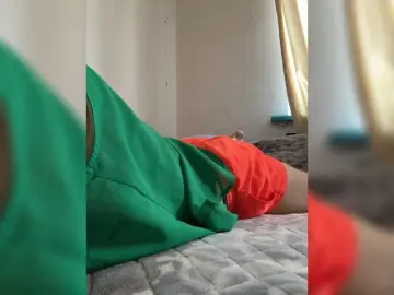 Darinaray9  live sex cam