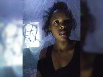 Kishadeja  live sex cam