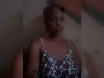 Kishadeja  live sex cam