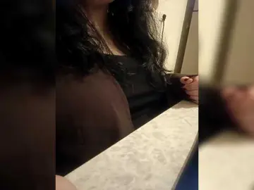 Meryemlis  live sex cam