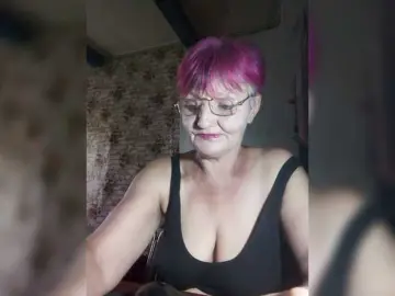 NikaGold45  live sex cam
