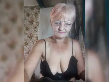 NikaGold45  live sex cam