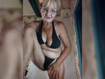 NikaGold45  live sex cam