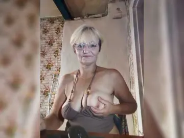 NikaGold45  live sex cam