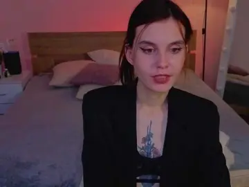 SusieMorris  live sex cam