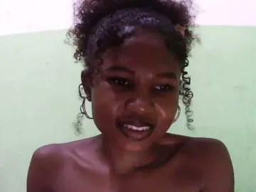 Sylvia6  live sex cam