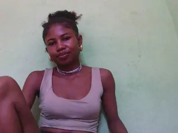 Sylvia6  live sex cam