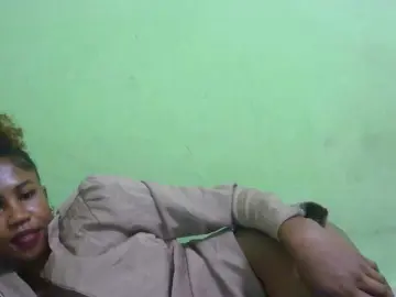 Sylvia6  live sex cam